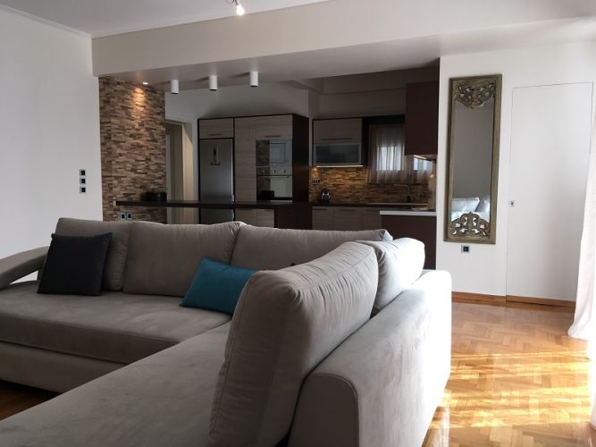 Ολική Ανακαίνιση Οικίας Στο Κολωνάκι