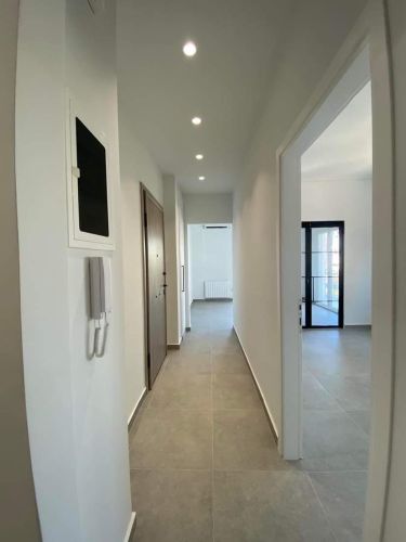 oliki-anakainisi-diamerismatos-petralwna-2