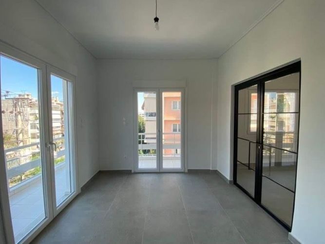 oliki-anakainisi-diamerismatos-petralwna-4