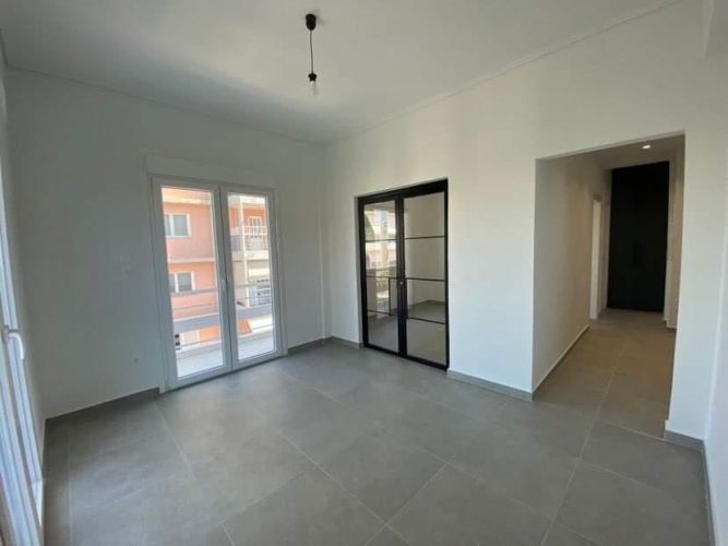 oliki-anakainisi-diamerismatos-petralwna-5